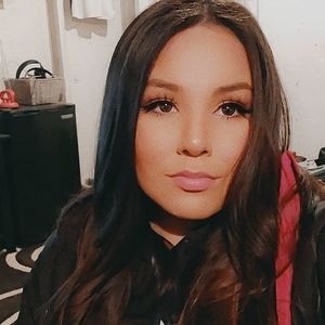 Meet your Posher, Jade